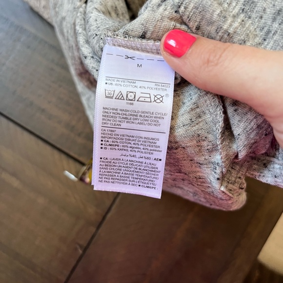 Never Worn Old Navy Polo - Picture 5 of 5